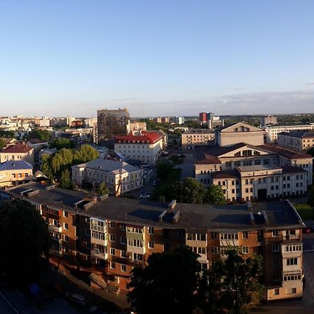 Чудова Квартира В Центрі Міста Rivne Exteriér fotografie